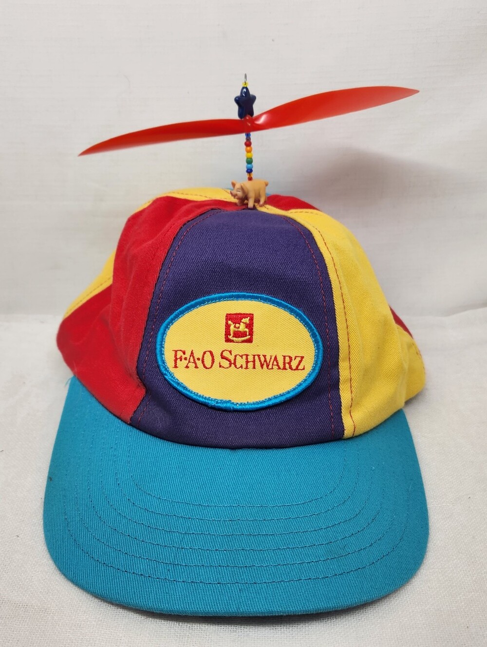 Interstellar Propeller Mens Large Colorful Hat Pigs Fly Fao Schwarz